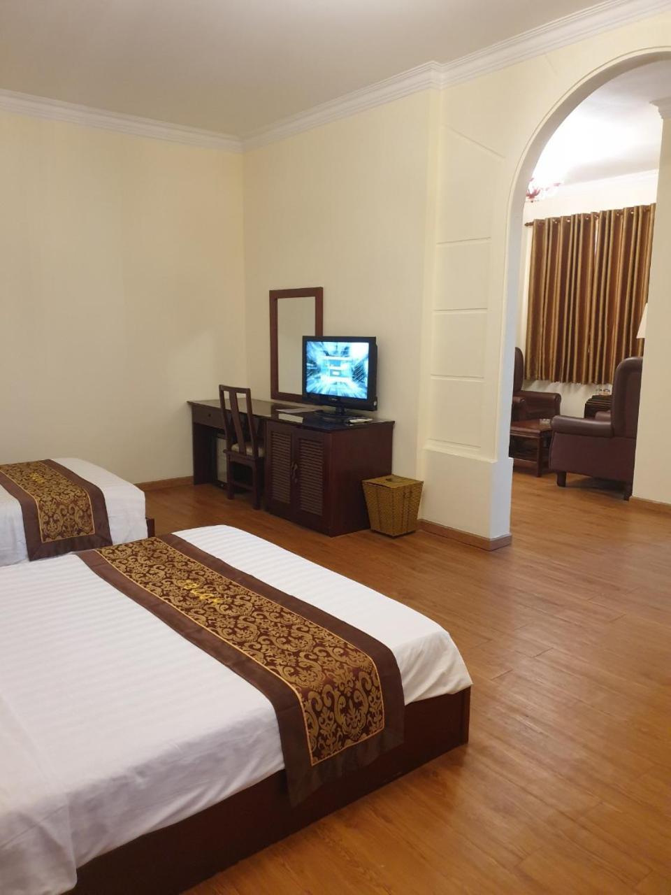 Ngoc Lan Hotel Ho Chi Minh City Exterior photo