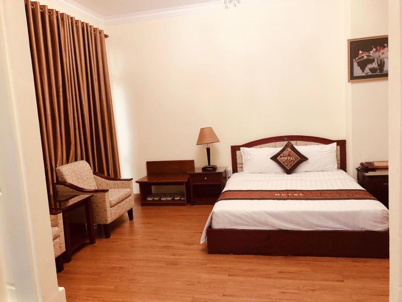 Ngoc Lan Hotel Ho Chi Minh City Exterior photo