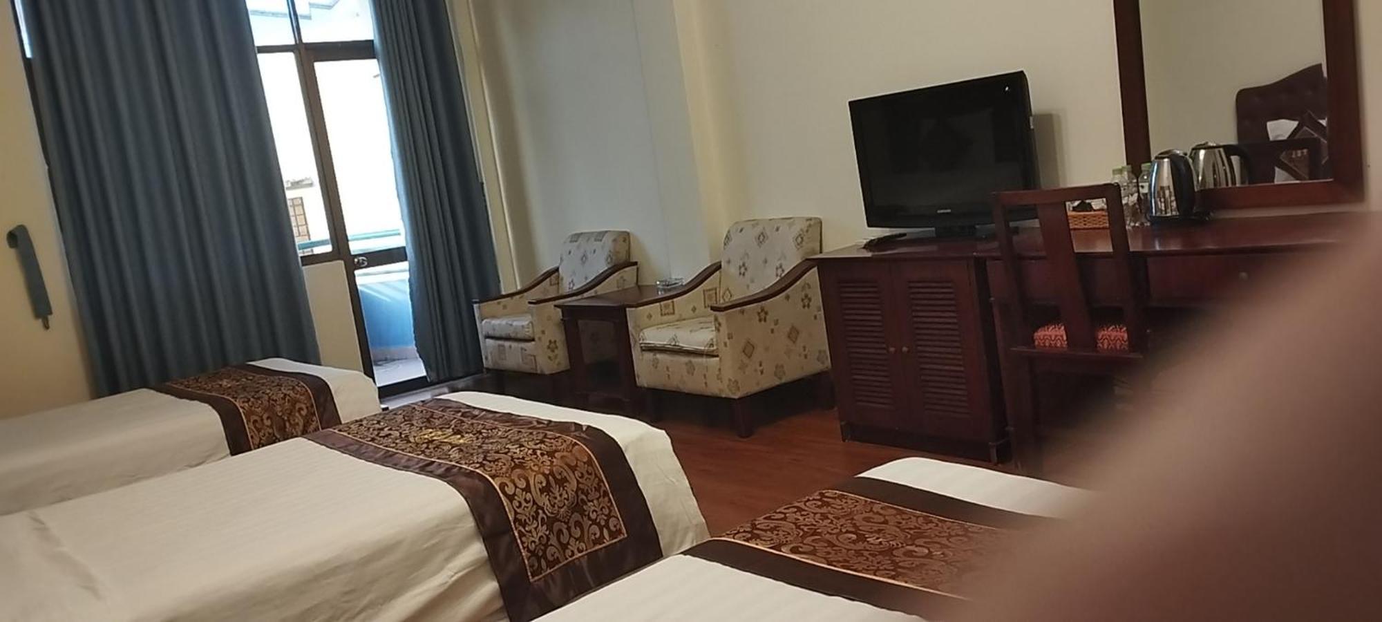 Ngoc Lan Hotel Ho Chi Minh City Exterior photo